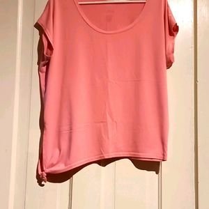 XL short sleeve T with tie detail on right side